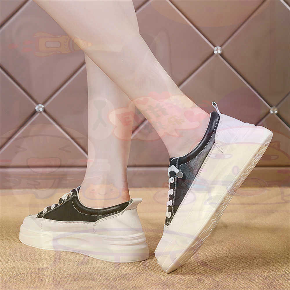Streetwear Brand Design Ideas - Lace-up Chunky Loafers Woman Skateboarding Sports